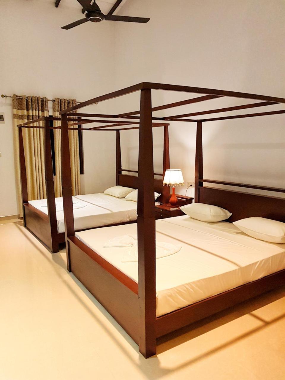 Livinya Holiday Resort Kataragama Exteriör bild