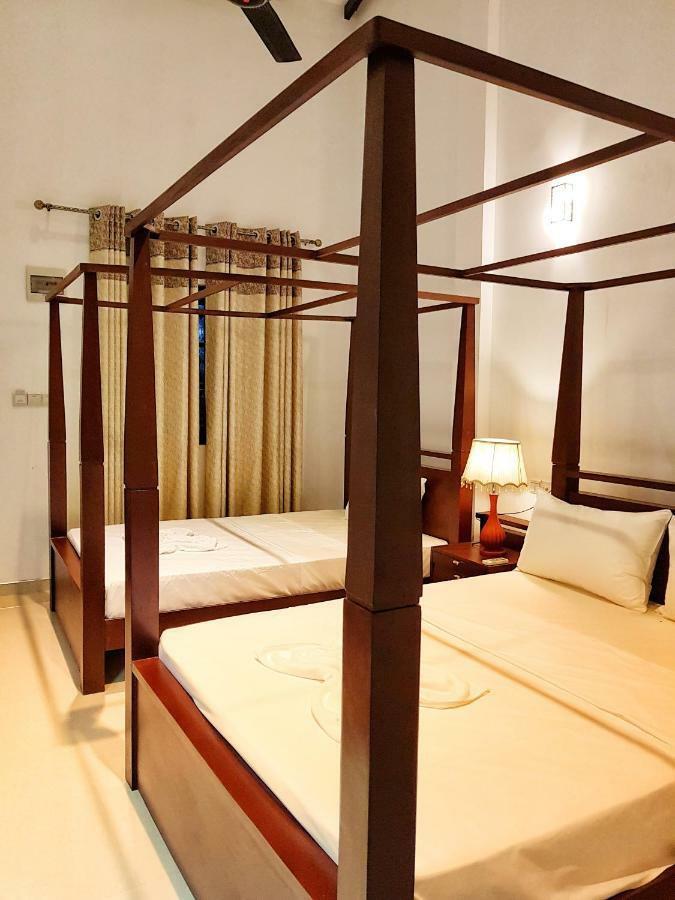 Livinya Holiday Resort Kataragama Exteriör bild
