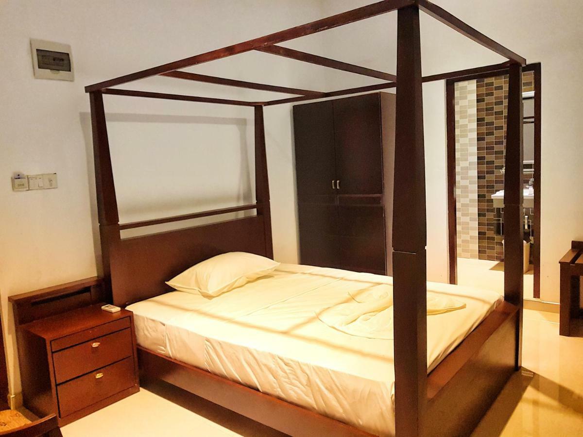 Livinya Holiday Resort Kataragama Exteriör bild