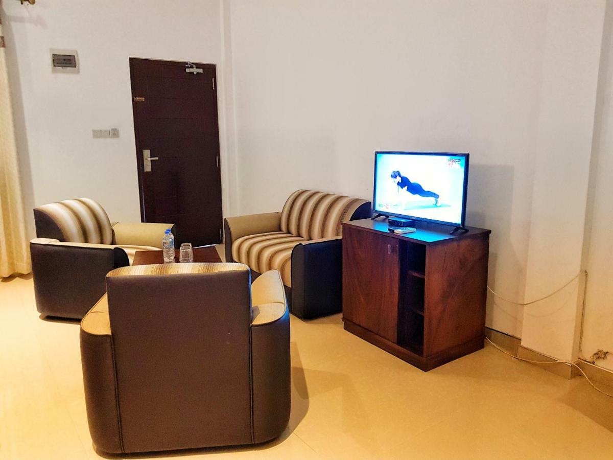 Livinya Holiday Resort Kataragama Exteriör bild